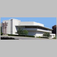 Community Christian Church (1940-42), Kansas City, Missouri, photo Charvex, Wikipedia.jpg